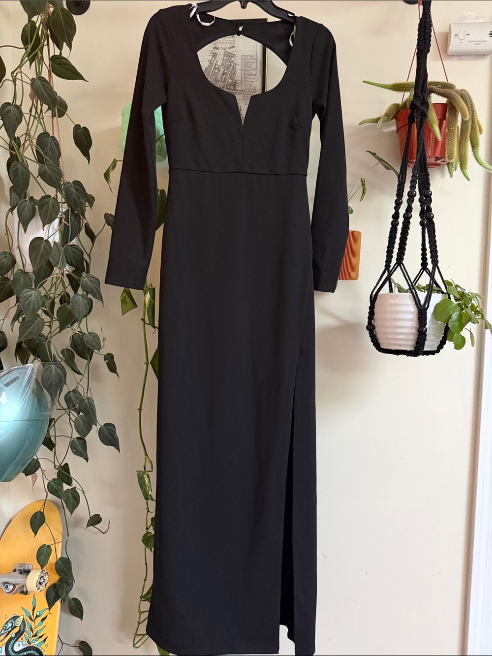 Lulu's Black Long-Sleeve Cutout Maxi Dress
